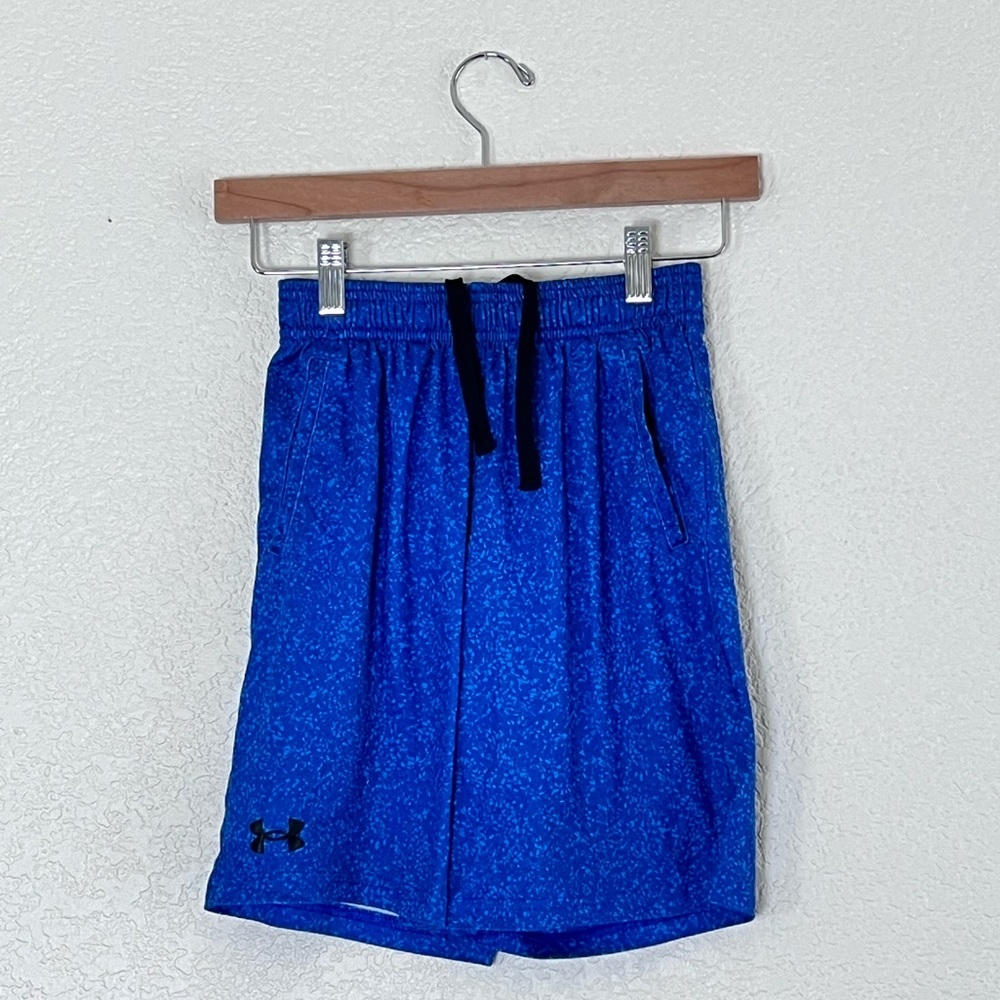Under Armour | Blue athletic shorts drawstring waist size medium